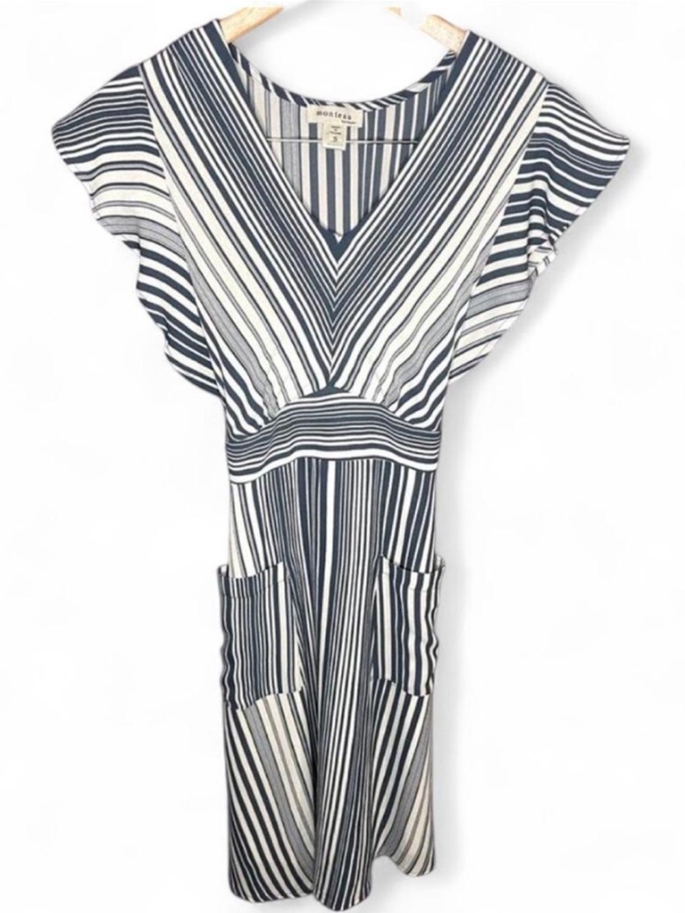 Flowy Striped Dress With Pockets - Beach Vacation Wedding